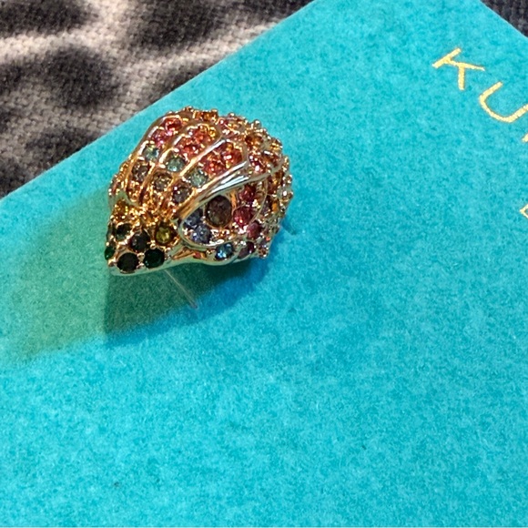 Kurt Geiger Gold Embellished Small Eagle Head Earrings NWT - Picture 6 of 8